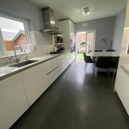 Private Rooms In Excellent Family House ,Zone 2 Londyn Zewnętrze zdjęcie